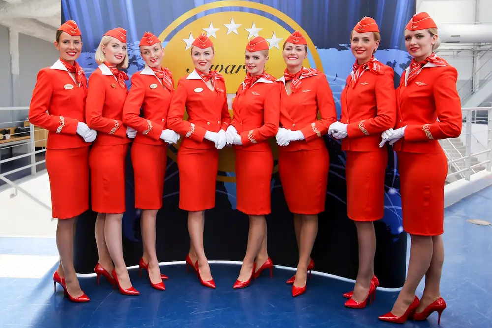How to Become a Flight Attendant 
